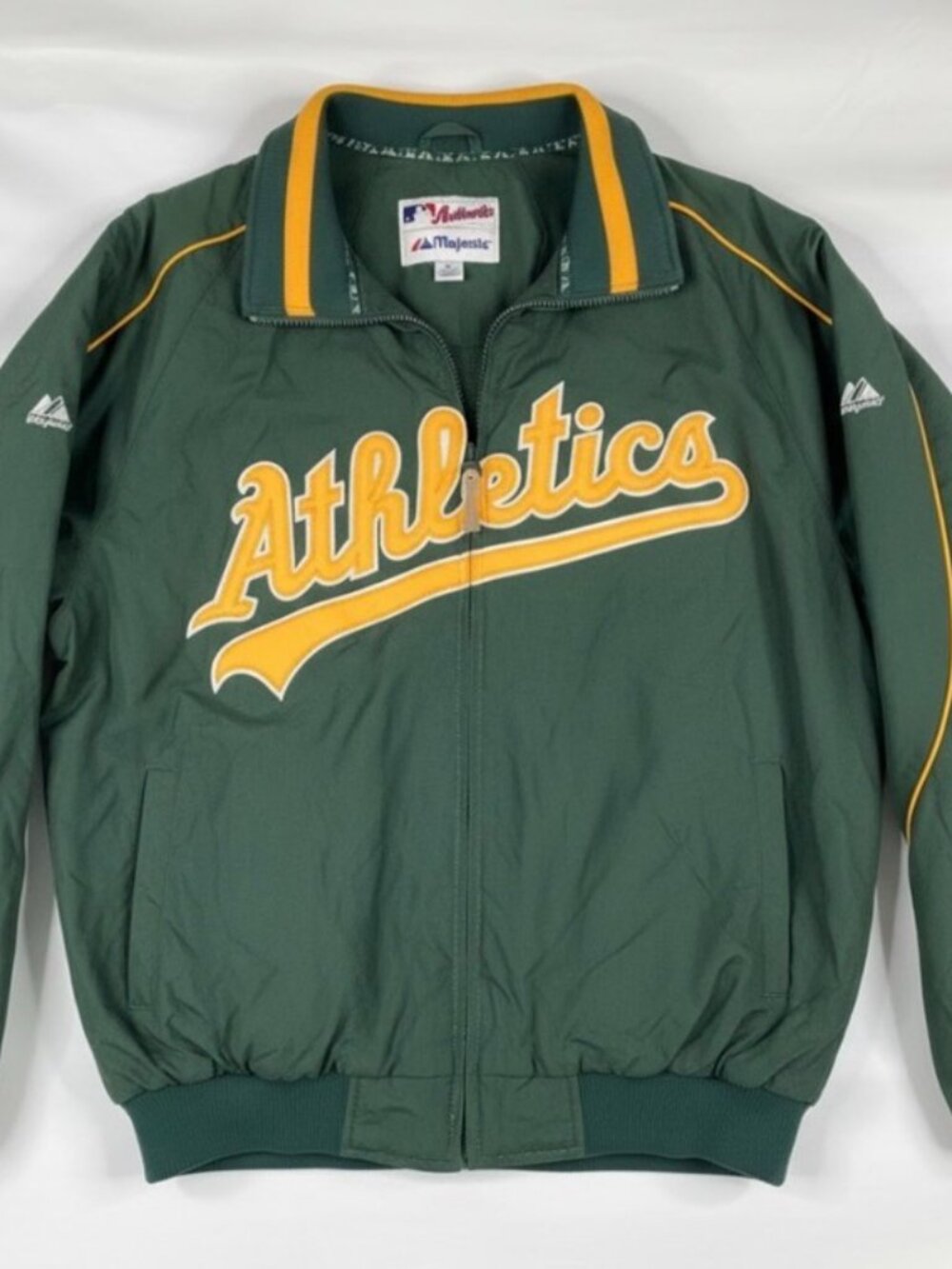 Oakland A's Vintage Majestic Dugout Jacket - XL